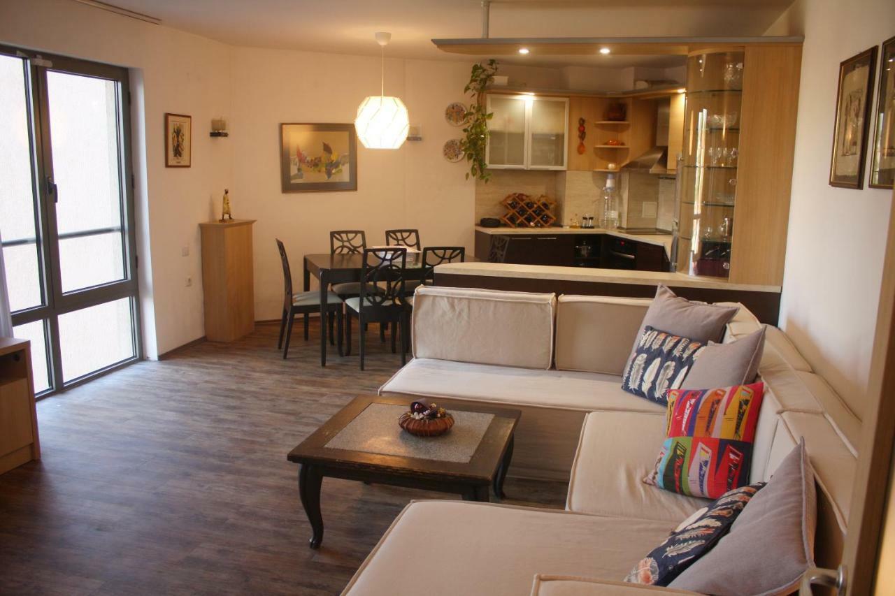 Central Square Apartment Plowdiw Exterior foto
