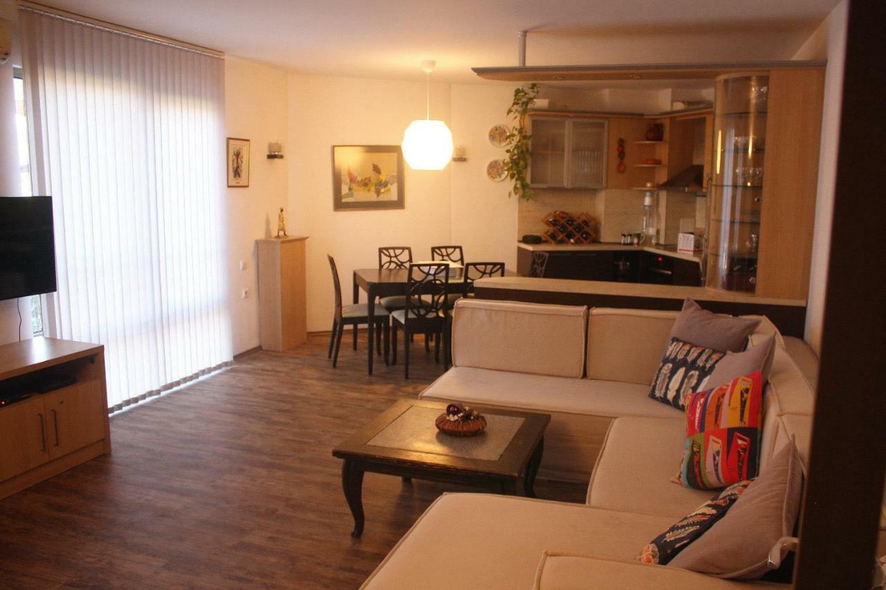 Central Square Apartment Plowdiw Exterior foto